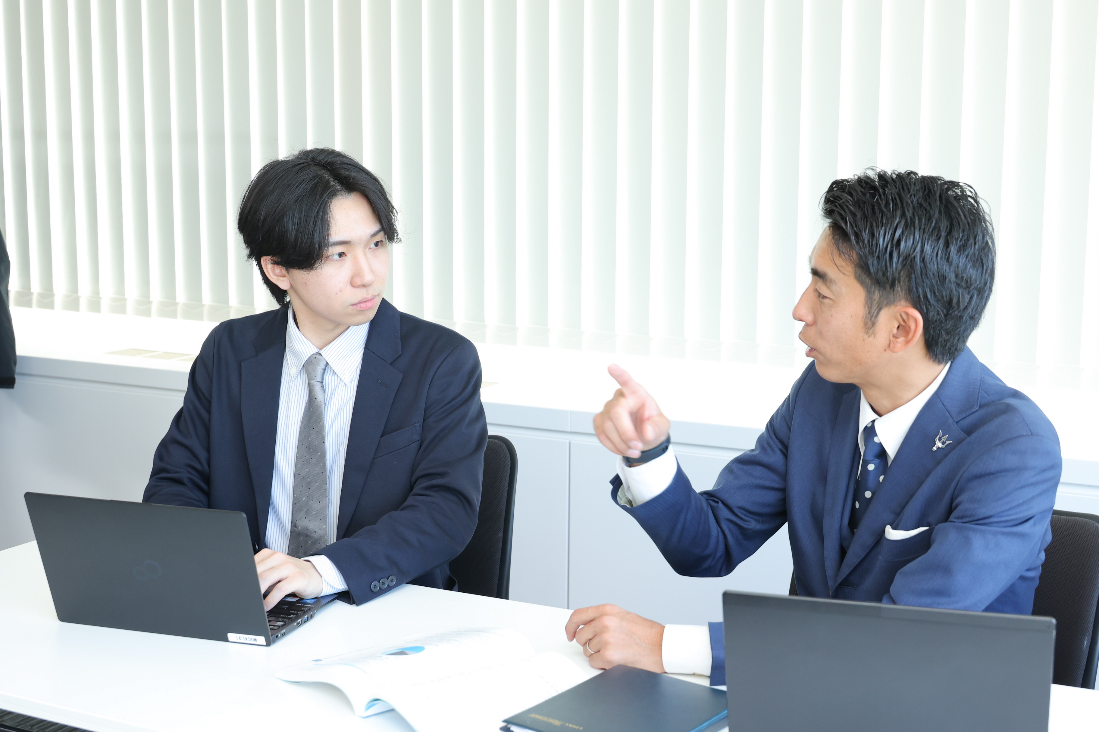 塚谷太志 ミーティング風景